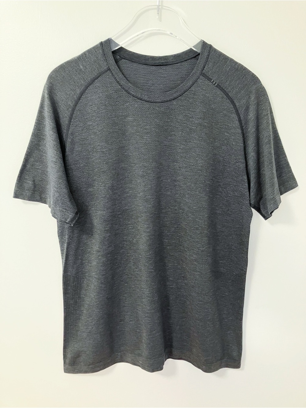 Lululemon | Gray Metal Vent Tech Tee L Active Athletic Gym Running Workout